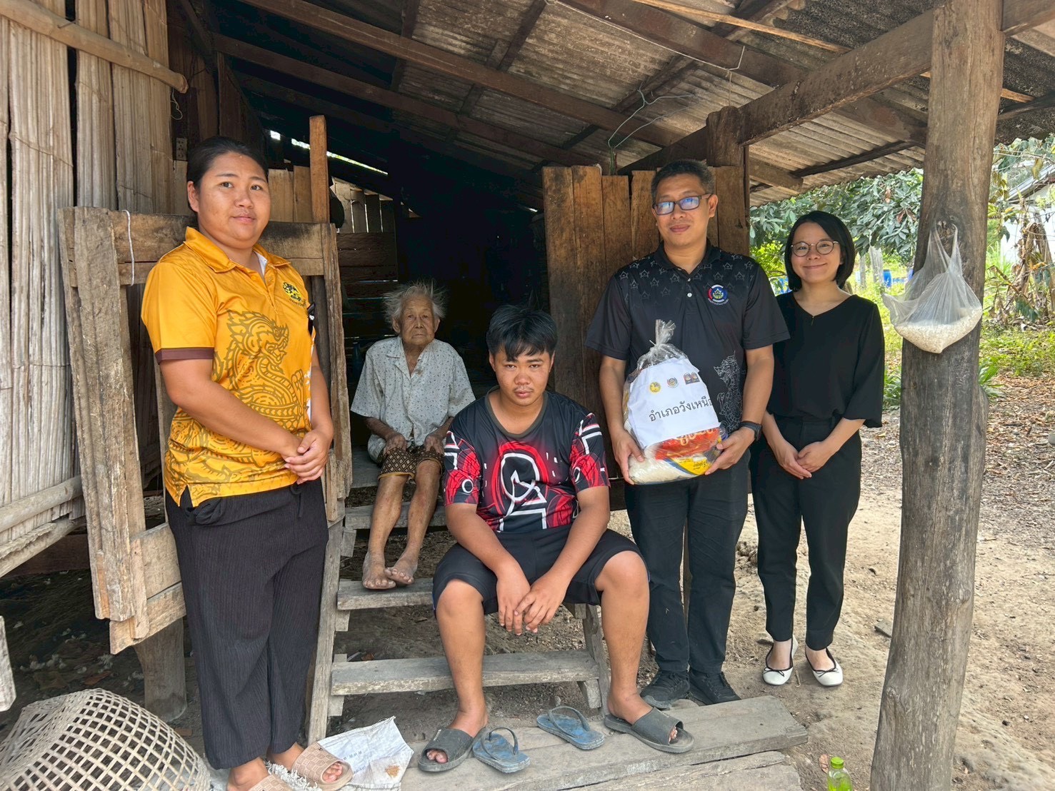 ✨พช.วังเหนือ : ติดตามสนับสนุนการพัฒนาครัวเรือนยากจนเป้าหมาย