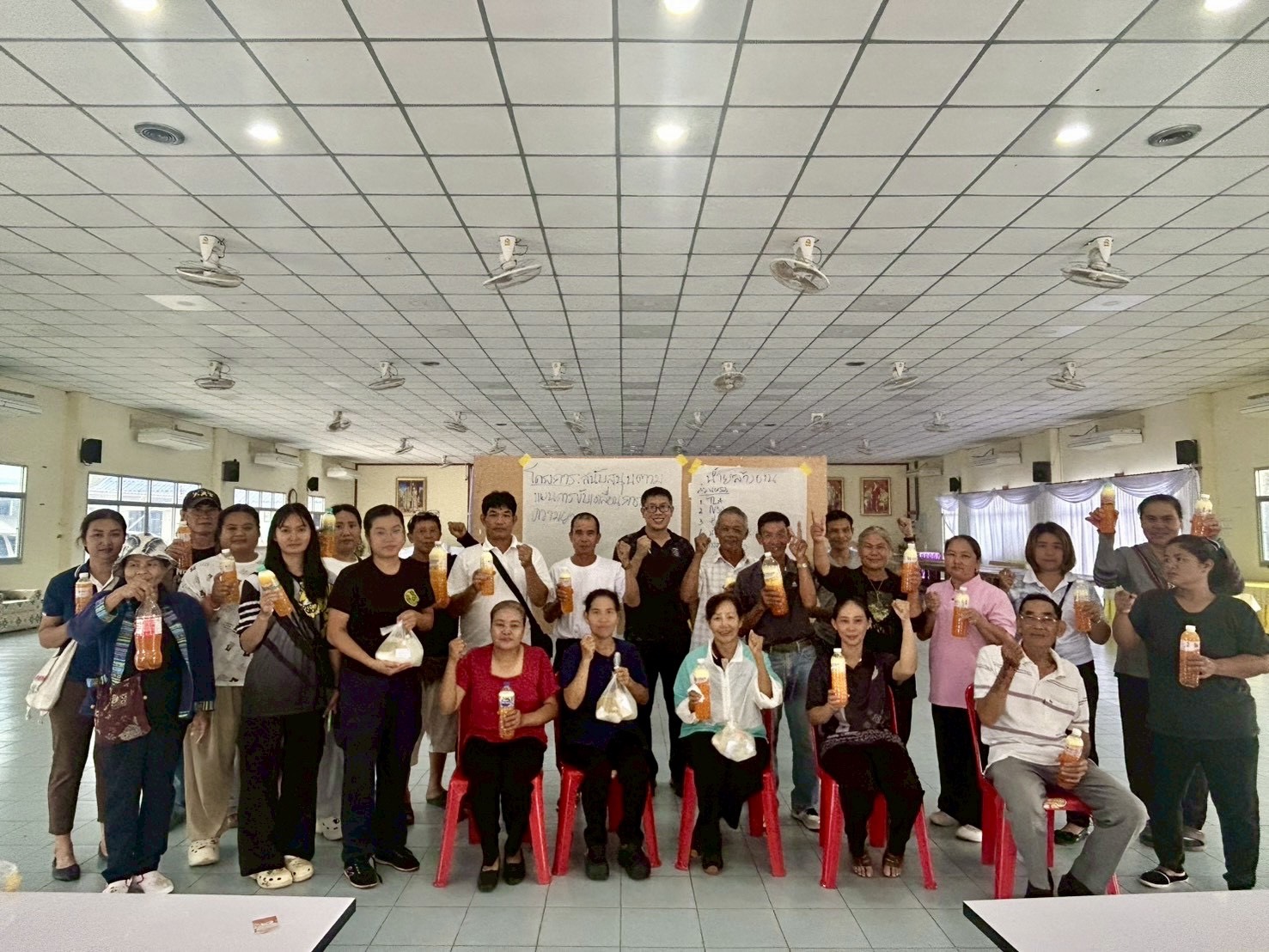  พช.วังเหนือ : ดำเนินโครงการสนับสนุนกิจกรรมตามแผนการขับเคลื่อนการขจัดความยากจนอำเภอวังเหนือ